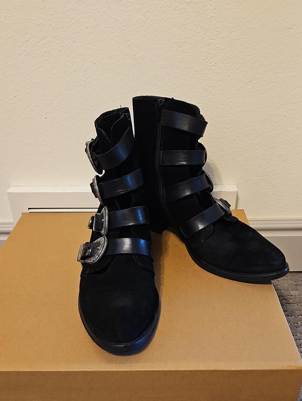 ●●RARE FREEBIRD "LEGEND" MADE IN ITALY BUCKLE BOOTS SIZE EU41/US9.5-10●●